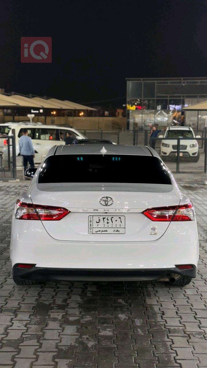 تۆیۆتا کامری